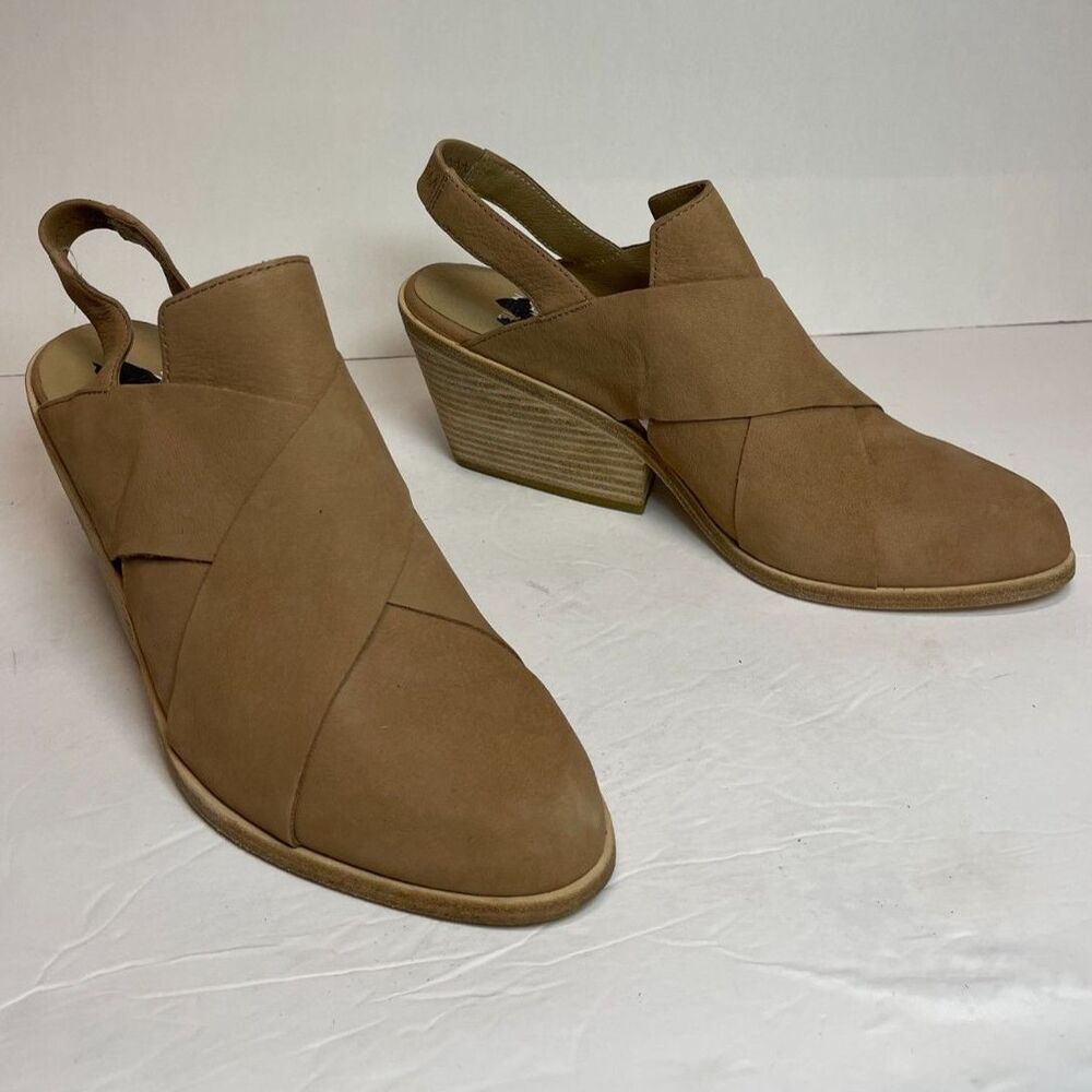 Eileen Fisher Women's Tan Slingback Wedge Heels Sandals Size 9 - Leather